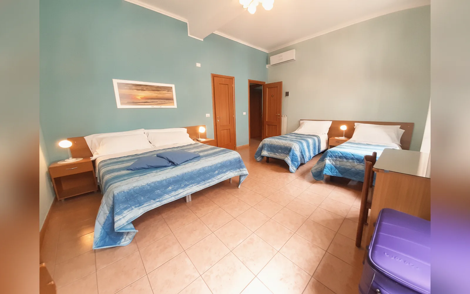 Camera con bagno privato — Hotel Alba, Torino (Piemonte) (foto 33)