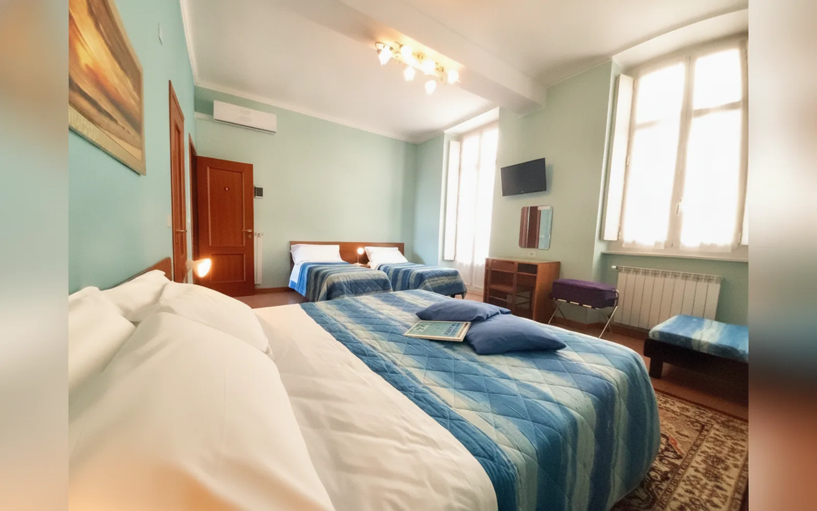 Camera con bagno privato — Hotel Alba, Torino (Piemonte) (foto 34)