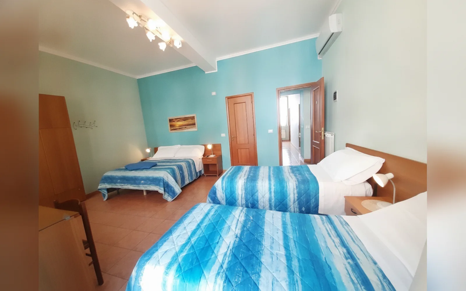 Camera con bagno privato — Hotel Alba, Torino (Piemonte) (foto 36)