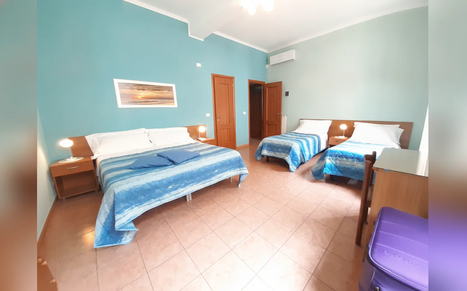 Camera con bagno privato — Hotel Alba, Torino (Piemonte) (foto 71)