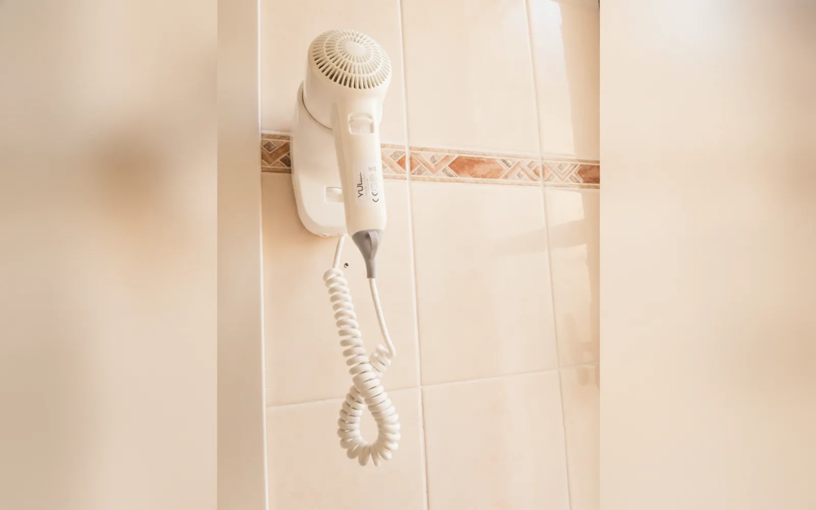 Camera con bagno privato — Hotel Alba, Torino (Piemonte) (foto 90)