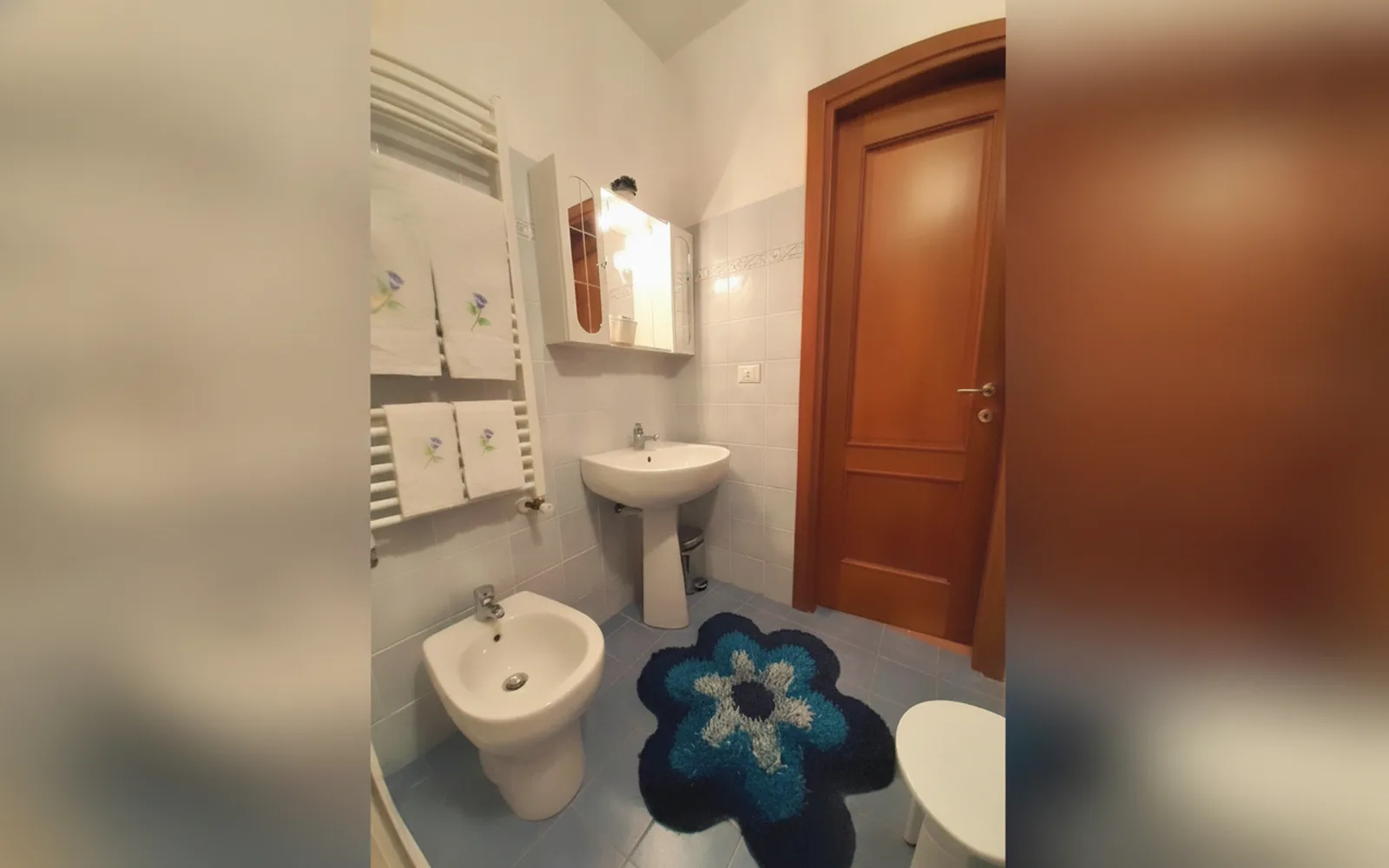 Camera con bagno privato — Hotel Alba, Torino (Piemonte) (foto 95)